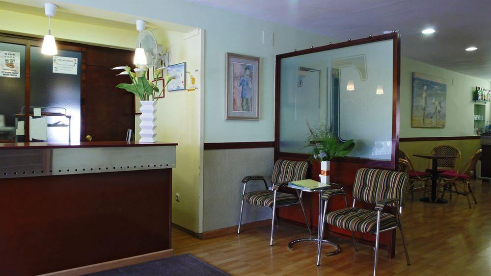 Hotel Tolosa Салоу Экстерьер фото